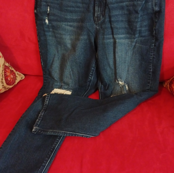 Old Navy 16Plus Woman's Jeans - Picture 3 of 4